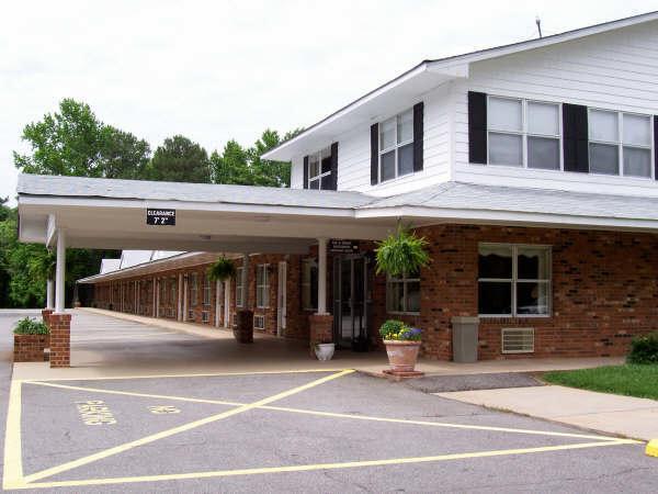 Durham Skyland Inn Экстерьер фото